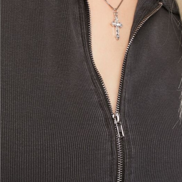 Ribbed zip top - Picture 3 of 6